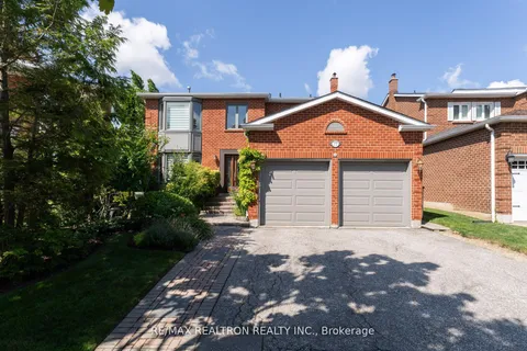 77 Bevshire Circ, Vaughan, ON L4J 5C6