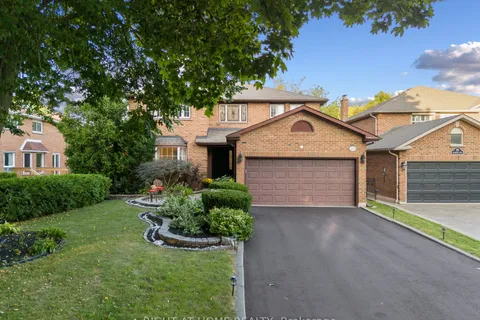 81 Carrington Dr, Richmond Hill, ON L4C 7Y1