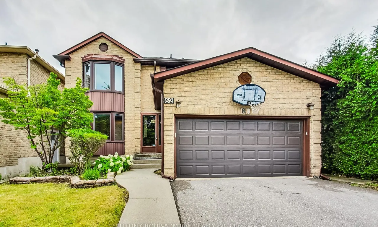 62 Esther Cres, Vaughan, ON L4J 3L4