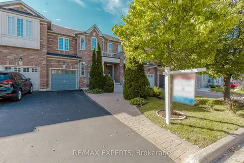 146 Laurelhurst Cres, Vaughan, ON L4H 2M7