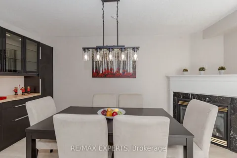 146 Laurelhurst Cres, Vaughan, ON L4H 2M7