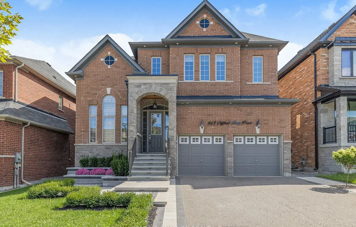 613 Clifford Perry Pl, Newmarket, ON L3Y 4V9