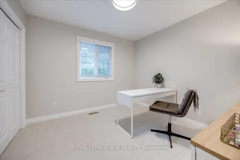 504 Samuel Harper Crt, East Gwillimbury, ON L0G 1M0
