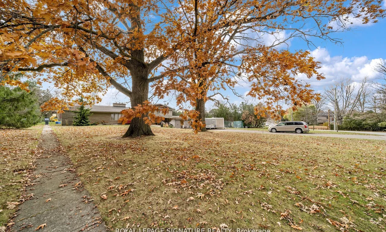 83 Sylvadene Pkwy, Vaughan, ON L4L 2M5