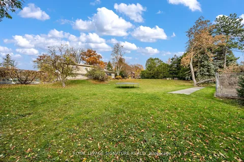 83 Sylvadene Pkwy, Vaughan, ON L4L 2M5