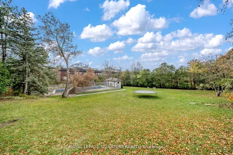 83 Sylvadene Pkwy, Vaughan, ON L4L 2M5