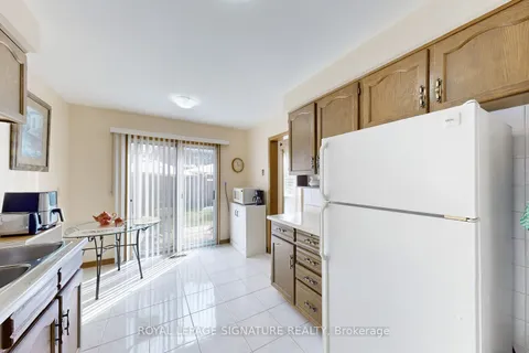 27 RichBell St, Vaughan, ON L4J 5W5