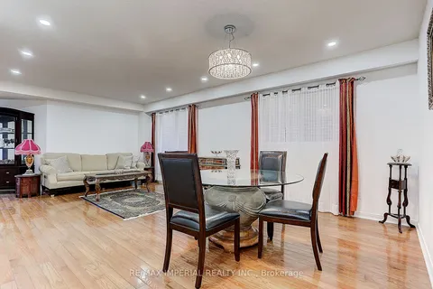 58 Jessica Gdns, Vaughan, ON L4J 3G2