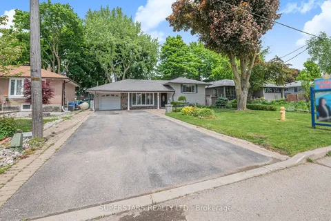 86 Lincoln Green Dr, Markham, ON L3P 1R8