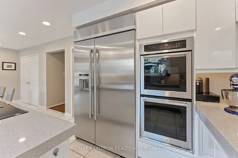 34 Bridewell Cres, Richmond Hill, ON L4C 9C2