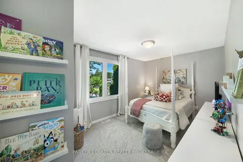 11 Robertson Rd, Essa, ON L0M 1B3