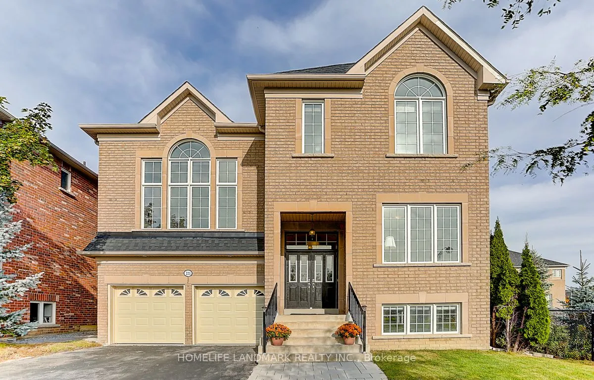 223 Selwyn Rd, Richmond Hill, ON L4E 0R4