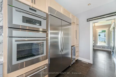 16070 Keele St, King, ON L7B 0J9
