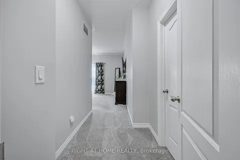15 Nadmarc Crt, Essa, ON L3W 0E7