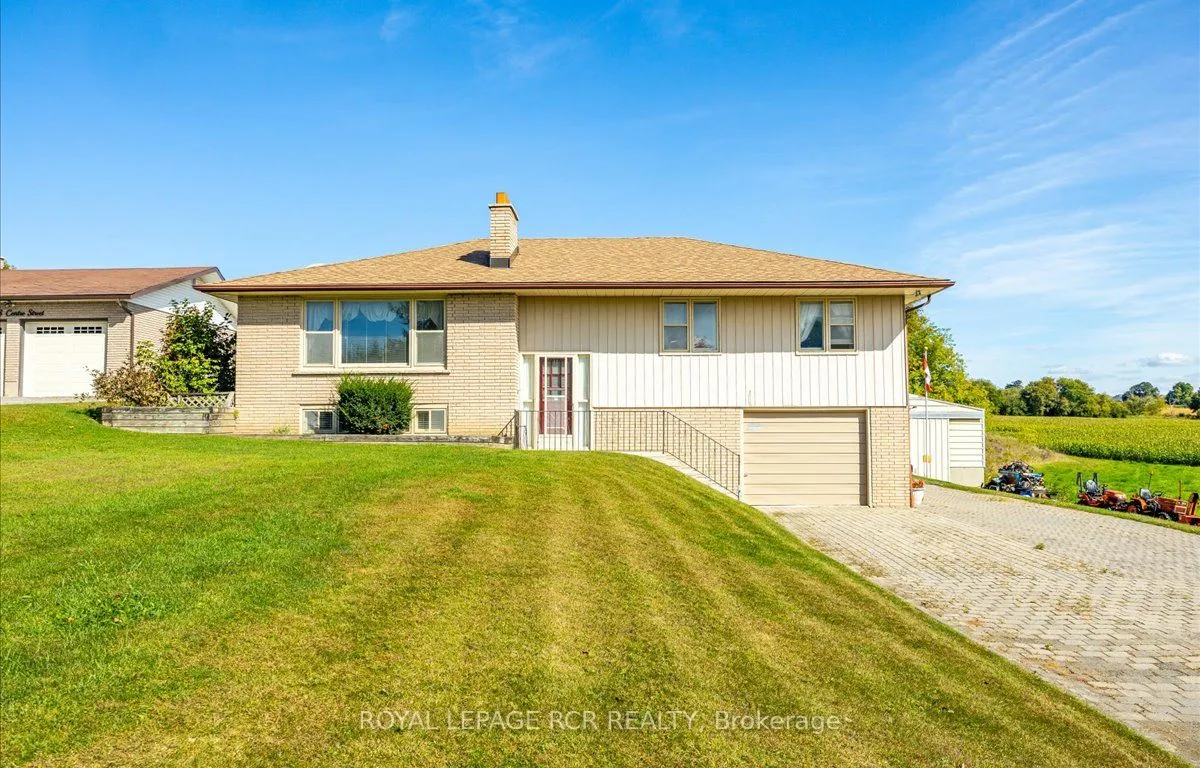 19621 Centre St, East Gwillimbury, ON L0G 1M0