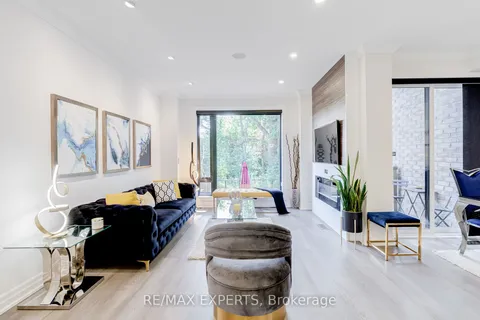 105 Dariole Dr, Richmond Hill, ON L4E 5B6