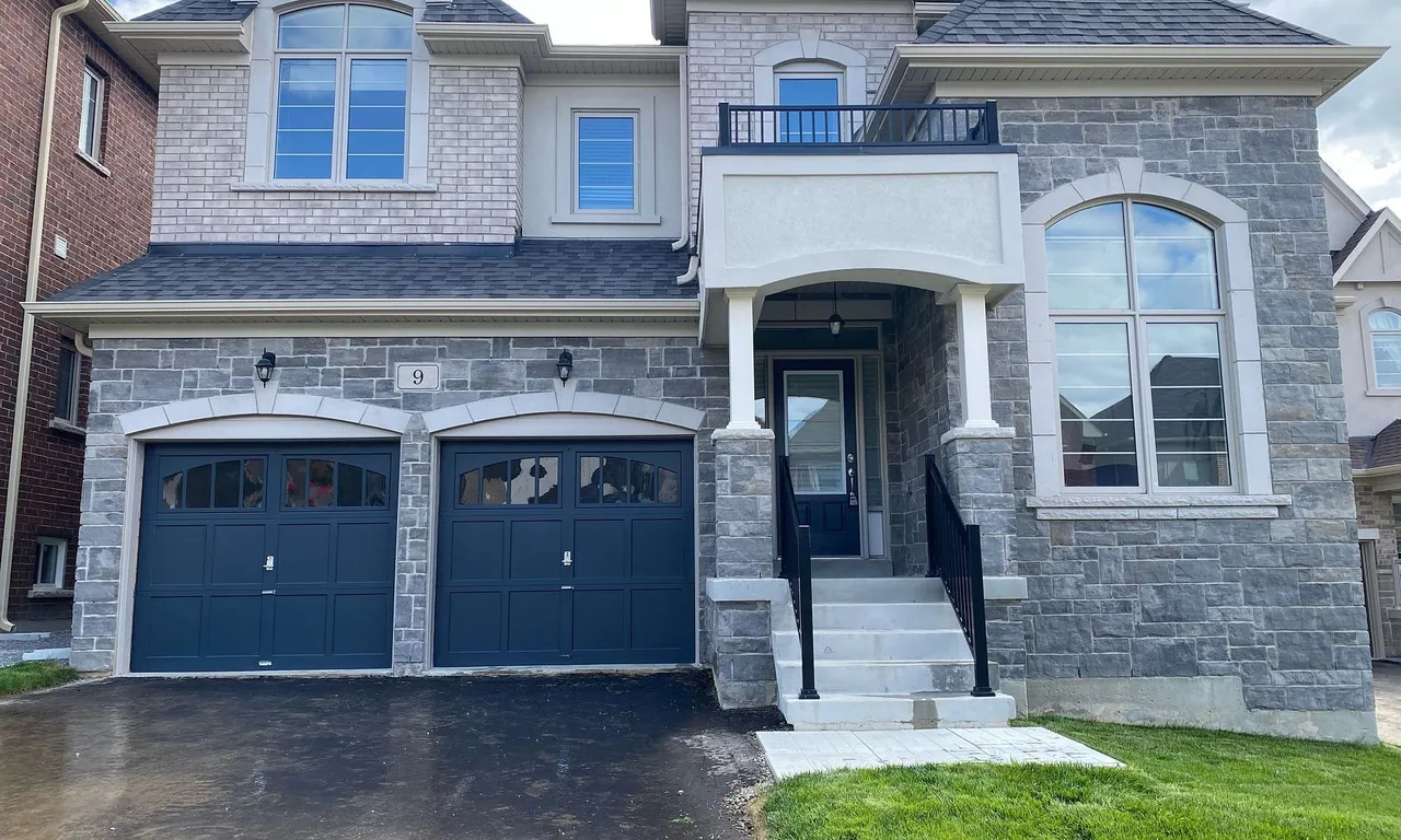 9 Goodwin Crt, East Gwillimbury, ON L0G 1V0