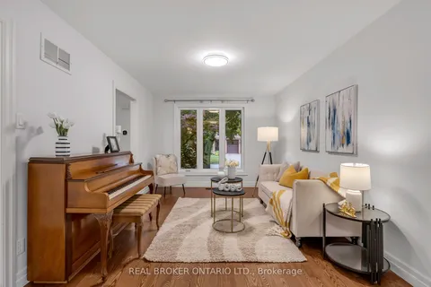 435 Kerrybrook Dr, Richmond Hill, ON L4C 5M5