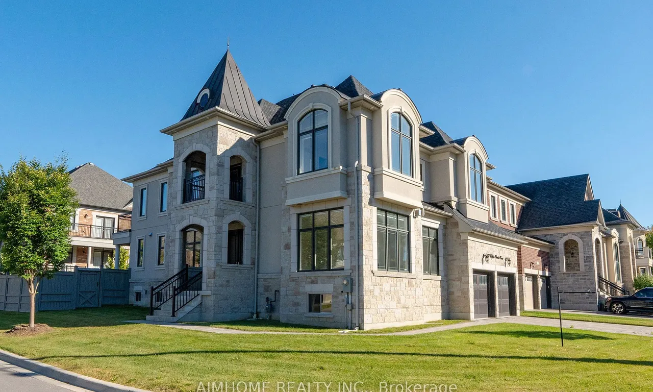 32 Sofia Olivia Cres, Vaughan, ON L6A 4T2