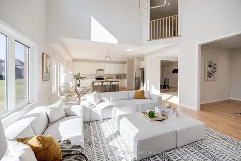 1207 Wickham Rd, Innisfil, ON L9S 0R1