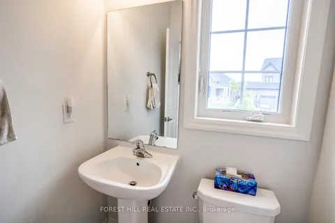 31 Wood Cres, Essa, ON L0M 1B5
