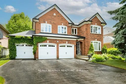 803 Exceller Circ, Newmarket, ON L3X 1P2