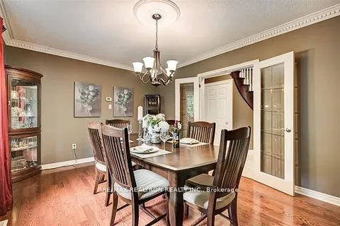 803 Exceller Circ, Newmarket, ON L3X 1P2