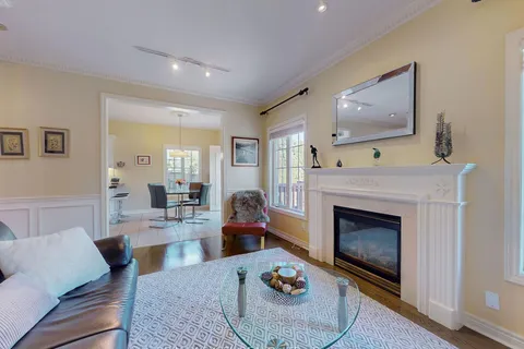 29 Westchester Cres, Markham, ON L6C 2X4