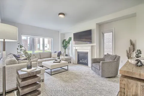 22 Kenneth Ross Bend, East Gwillimbury, ON L9N 0T7