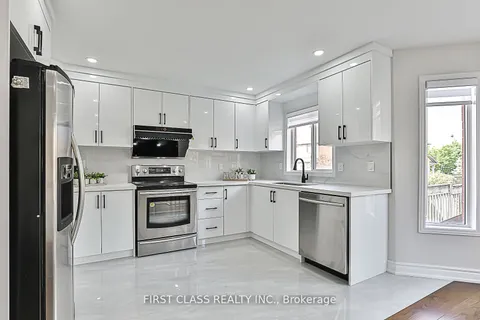 56 Selkirk Dr, Richmond Hill, ON L4B 4S4