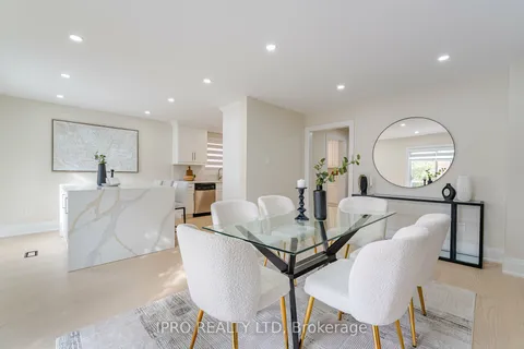28 Terra Rd, Vaughan, ON L4L 3J4