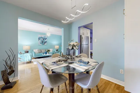 185 Campbell Ave, Vaughan, ON L4J 5A8