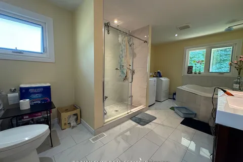 11 Gleason Ave, Markham, ON L3P 2B8