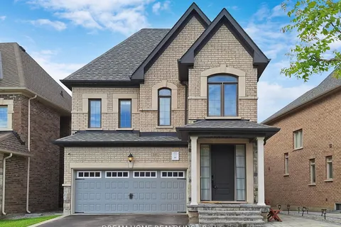 345 Chouinard Way, Aurora, ON L4G 1A6