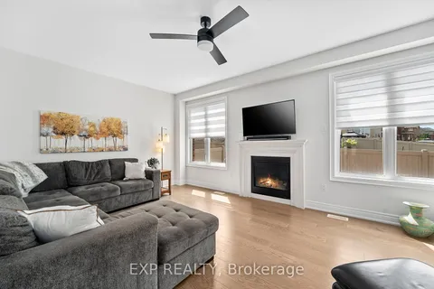 101 Kingknoll Cres, Georgina, ON L4P 0H8