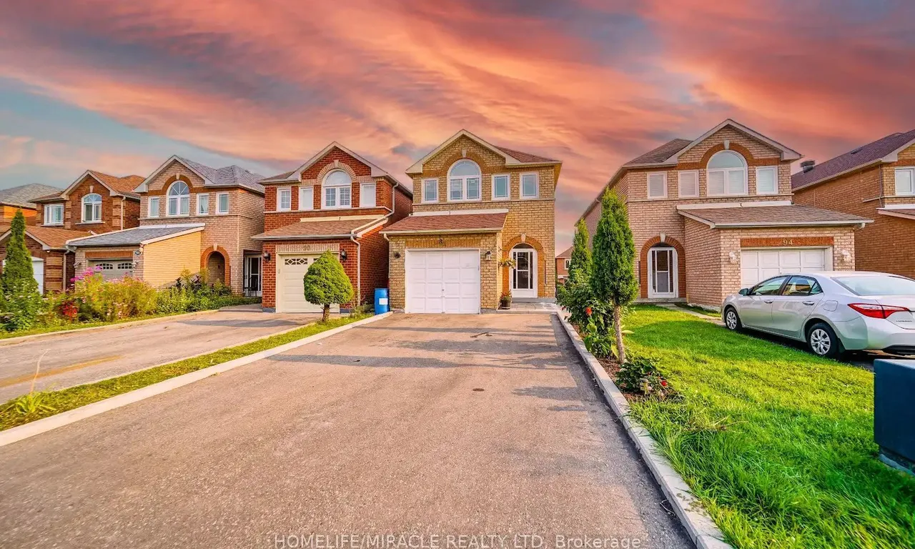 92 Kruger Rd, Markham, ON L3S 3Y7