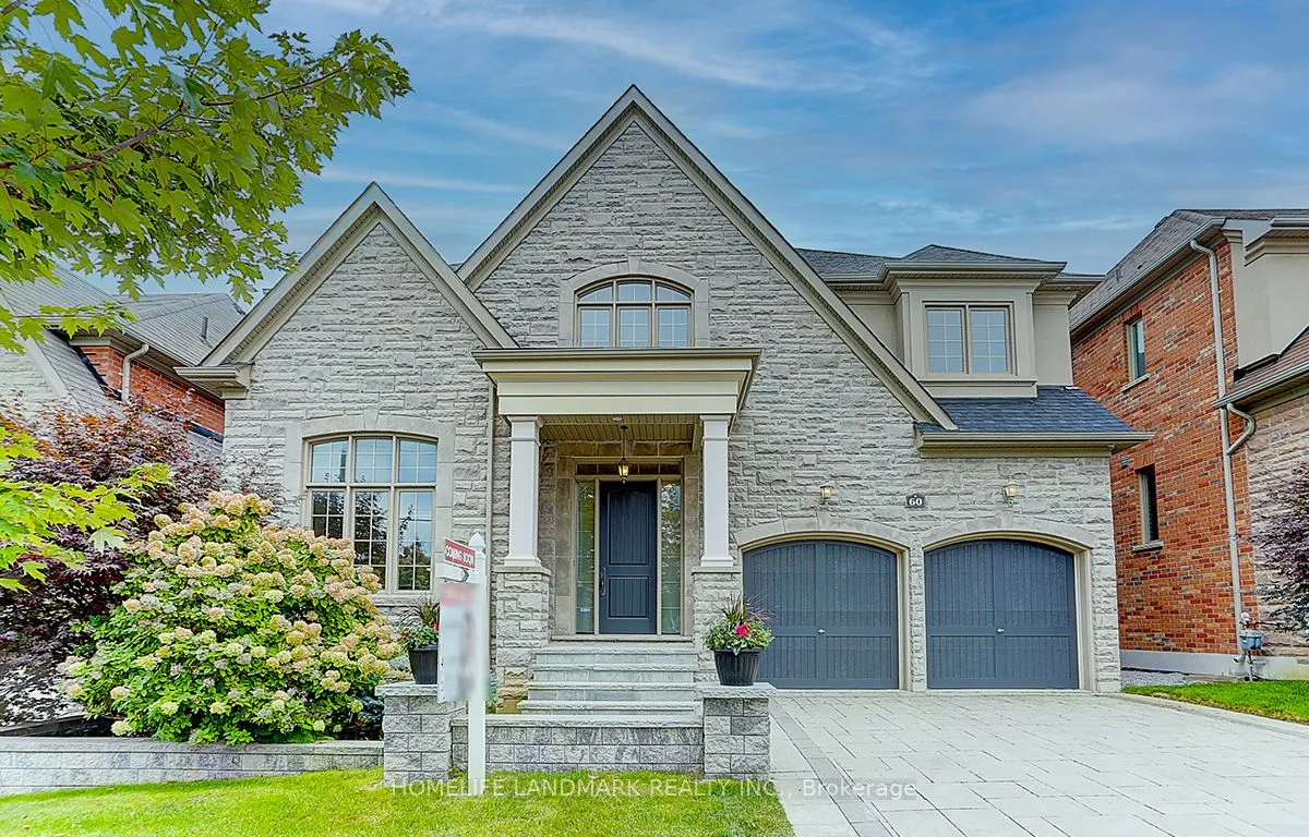 60 Royal West Rd, Markham, ON L6C 0L5