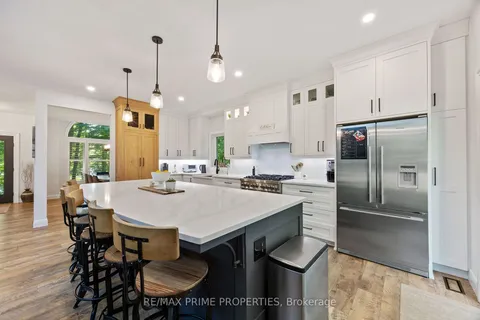 1958 Forest Valley Dr, Innisfil, ON L9S 4A5