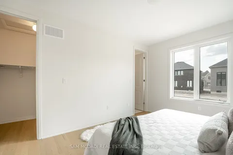 17 Primrose Hts, Adjala-Tosorontio, ON L0G 1W0
