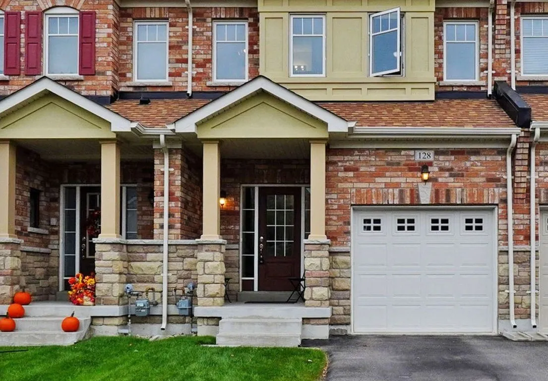 128 Kellington Tr, Whitchurch-Stouffville, ON L4A 1X6
