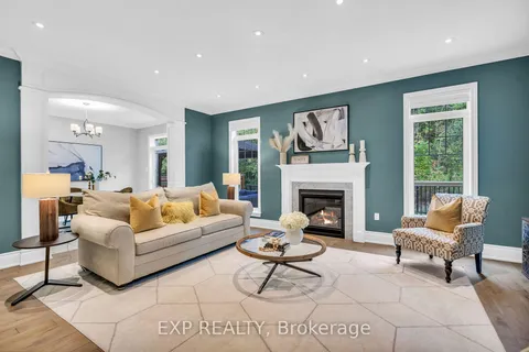 30 Bamburg St, Georgina, ON L0E 1R0
