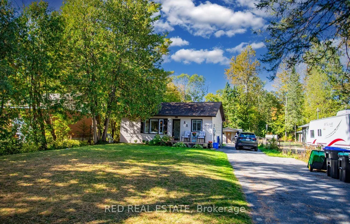 3262 Beach Ave, Innisfil, ON L9S 2K6