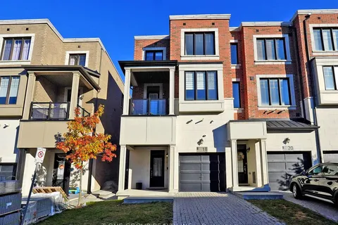 18 Hyderabad Lane, Markham, ON L6E 0T8