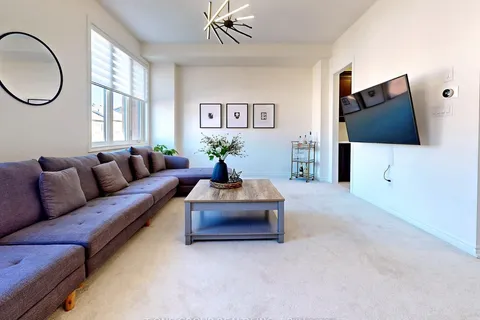 18 Hyderabad Lane, Markham, ON L6E 0T8