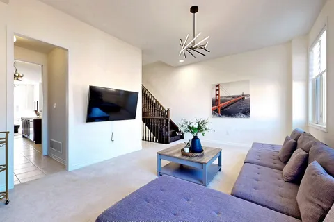 18 Hyderabad Lane, Markham, ON L6E 0T8