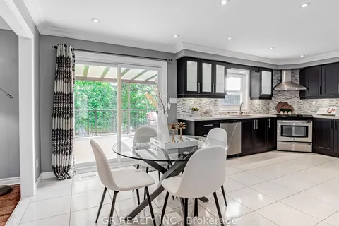 37 Captain Armstrong Lane, Markham, ON L3P 3E1