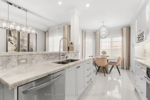 72 Mill River Dr, Vaughan, ON L6A 0Z1