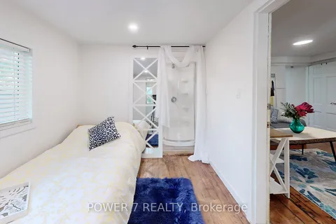 77 Blue Heron Dr, Georgina, ON L0E 1N0