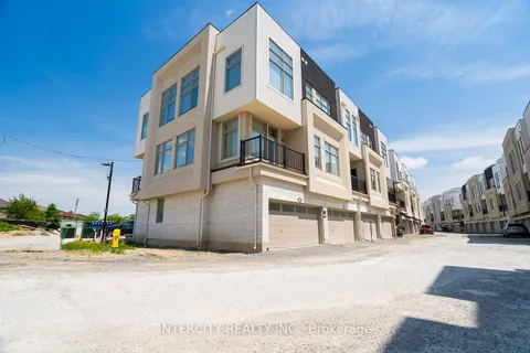 35 Albert Firman Lane, Markham, ON L6C 3B5