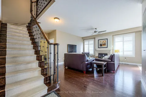 52 Seiffer Cres, Richmond Hill, ON L4E 0J1